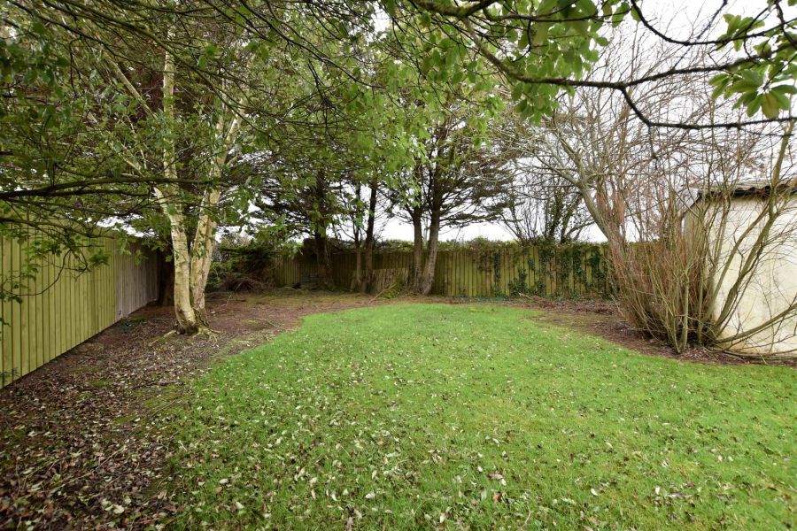 BAYTREE COTTAGE, 29 Dunleath Drive