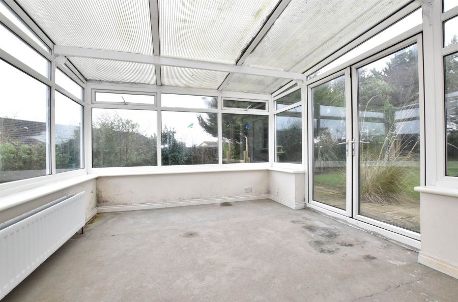 BAYTREE COTTAGE, 29 Dunleath Drive