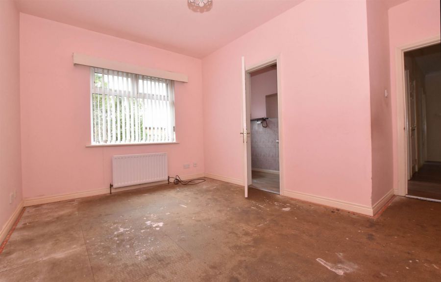 BAYTREE COTTAGE, 29 Dunleath Drive