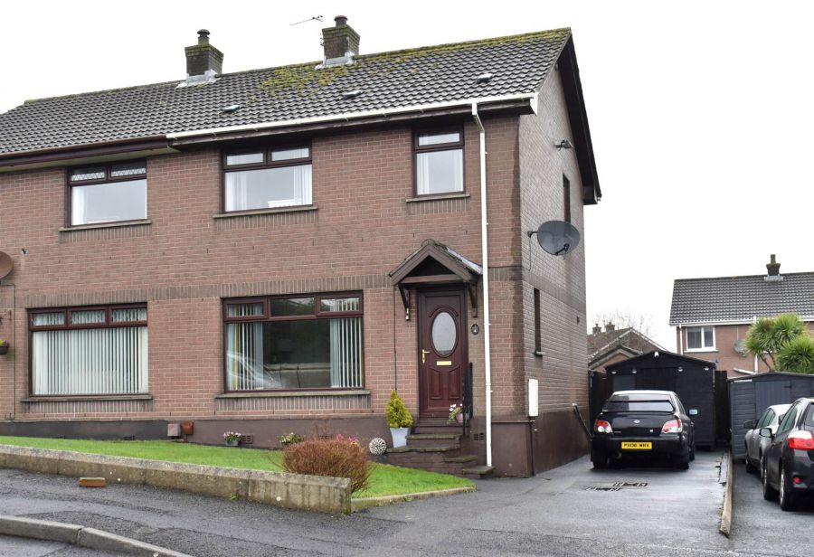 4 Rosslyn Park, Newtownards, BT23 8WP