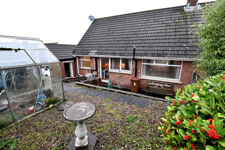 5 Slievecroob Avenue