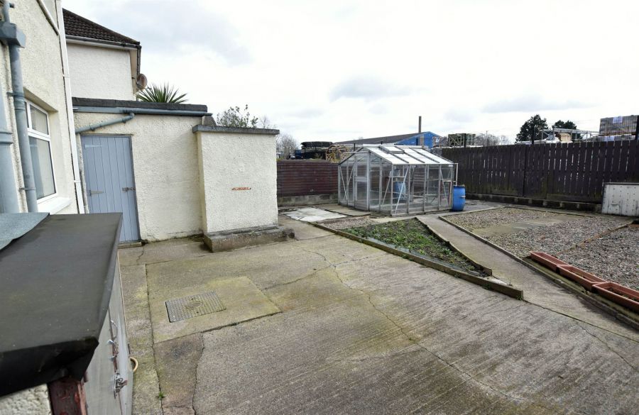 92 Ardmillan Crescent