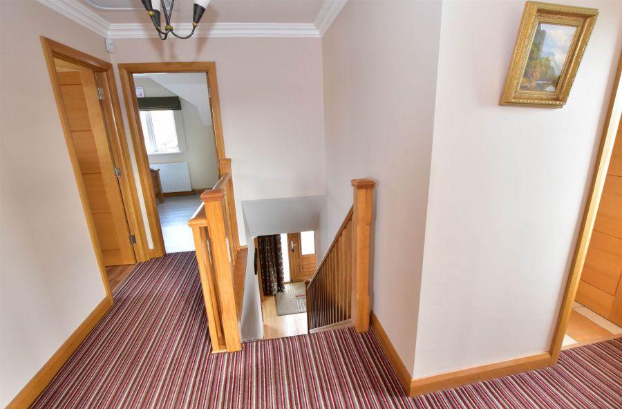 9 Cronstown Cottage Avenue