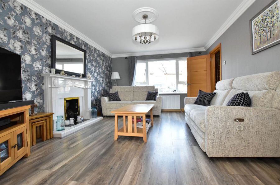 9 Cronstown Cottage Avenue