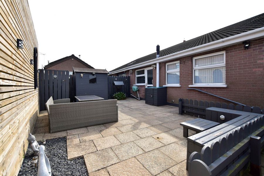 14 Broomhill Park