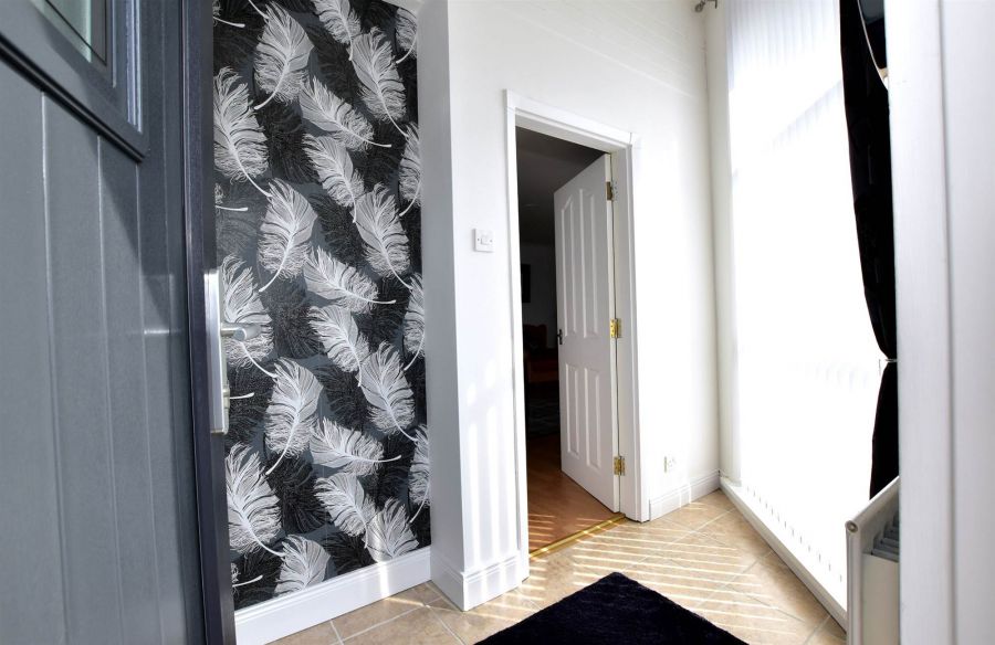 14 Broomhill Park
