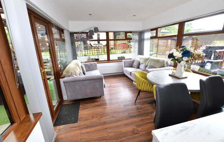 7 Abbeydale Drive
