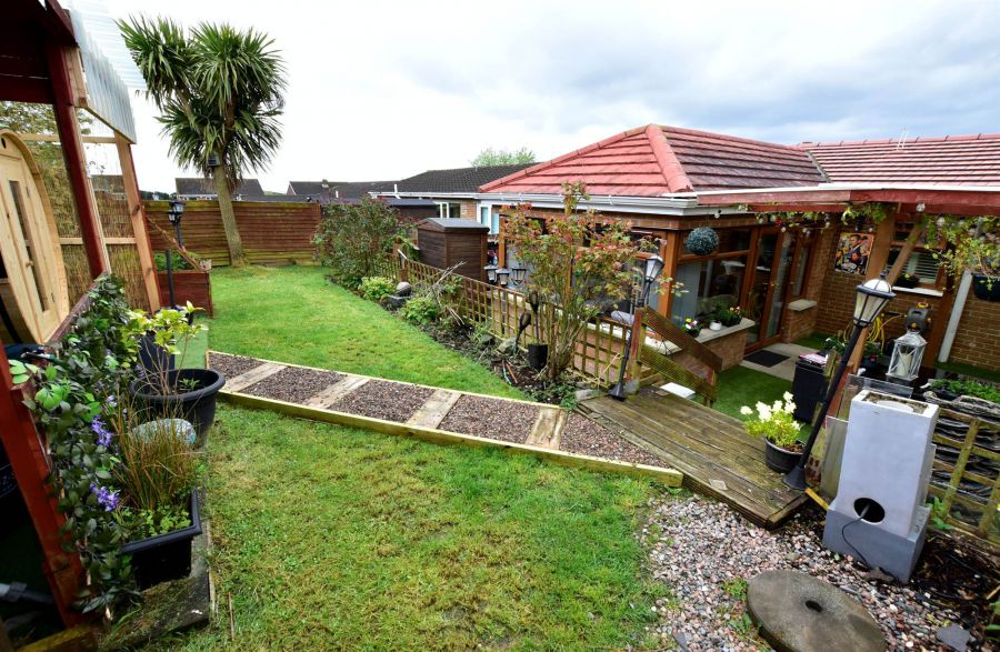 7 Abbeydale Drive