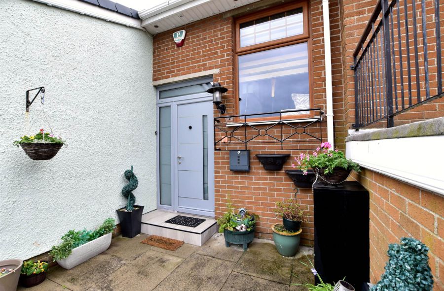 7 Abbeydale Drive