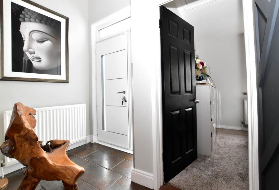 7 Abbeydale Drive