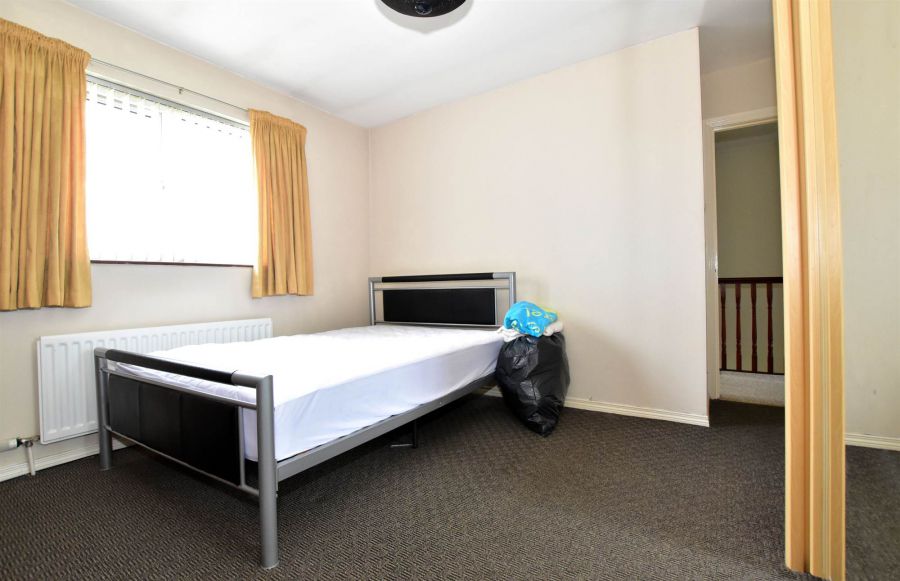2 Regency Park