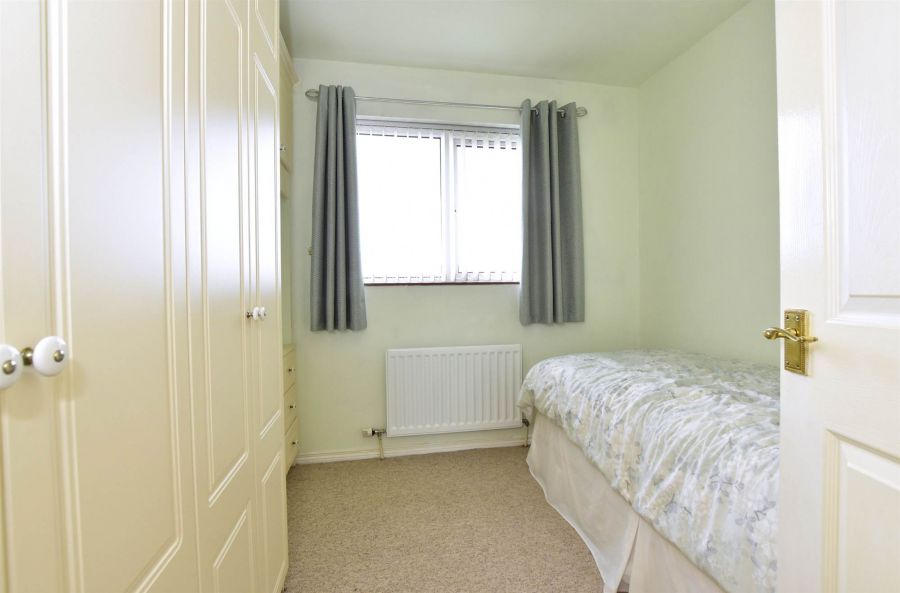 2 Regency Park