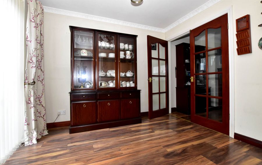 2 Regency Park