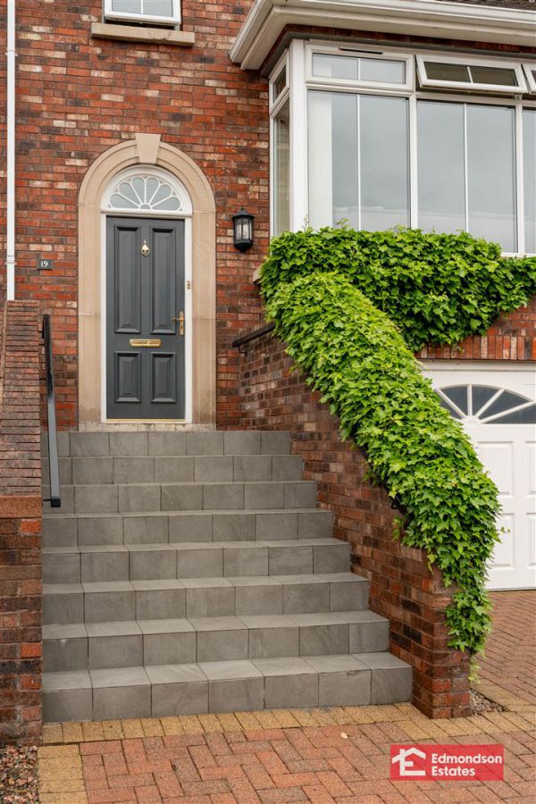 19 Galgorm Court