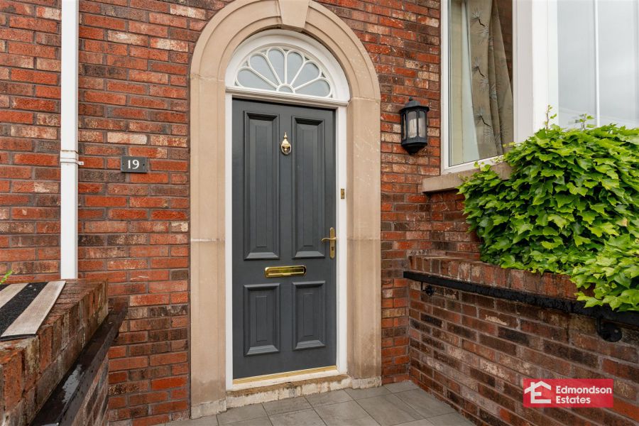 19 Galgorm Court