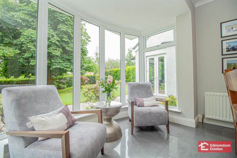9 Tullyglass Park