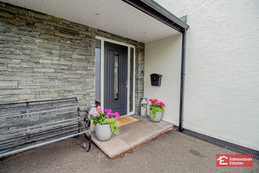 9 Tullyglass Park