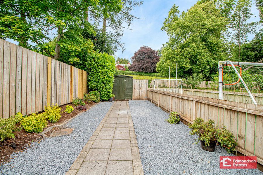 9 Tullyglass Park