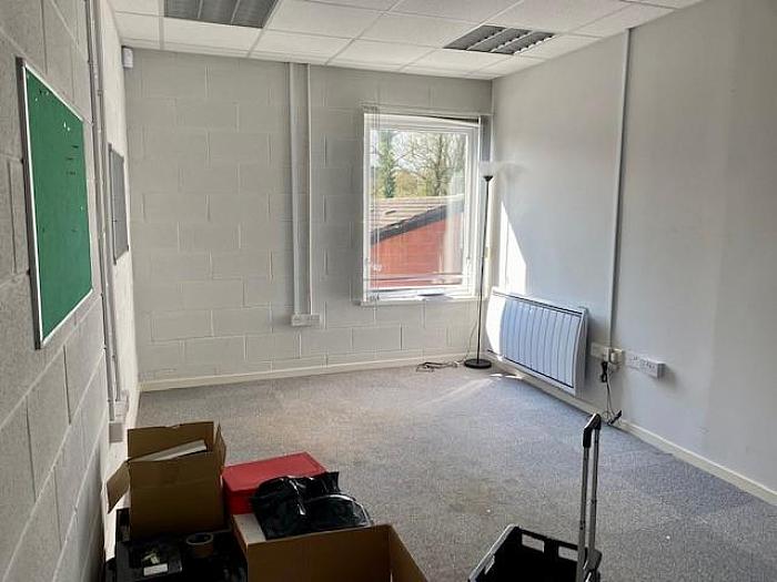 Unit 1 Maine Business Centre