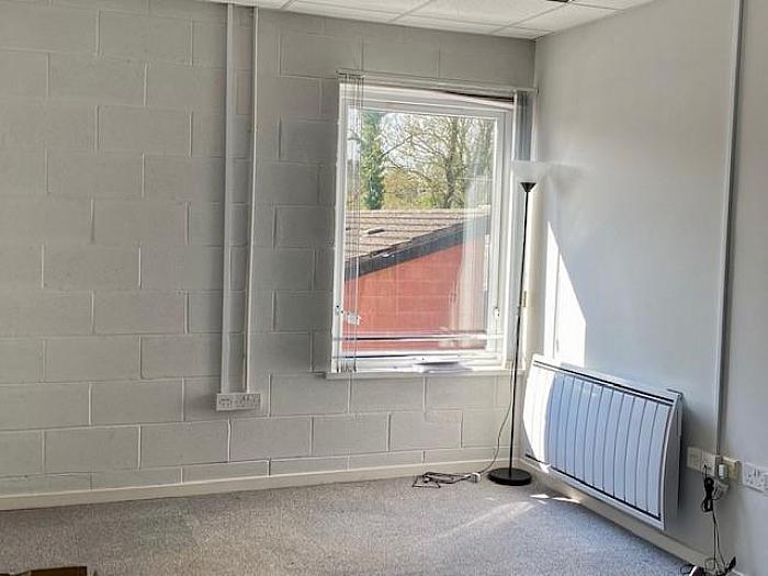 Unit 1 Maine Business Centre