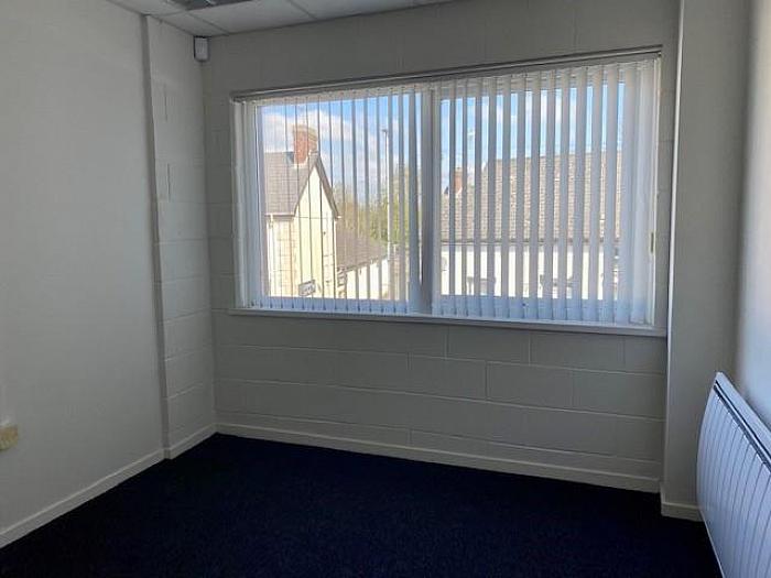 Unit 6 Maine Business Centre