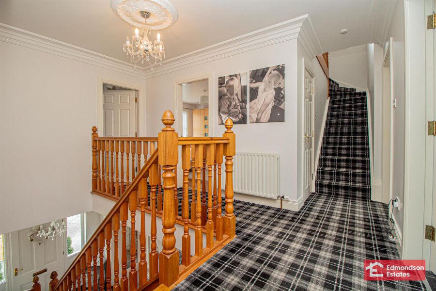 10 Three Trees Manor 10 Three Trees Manor