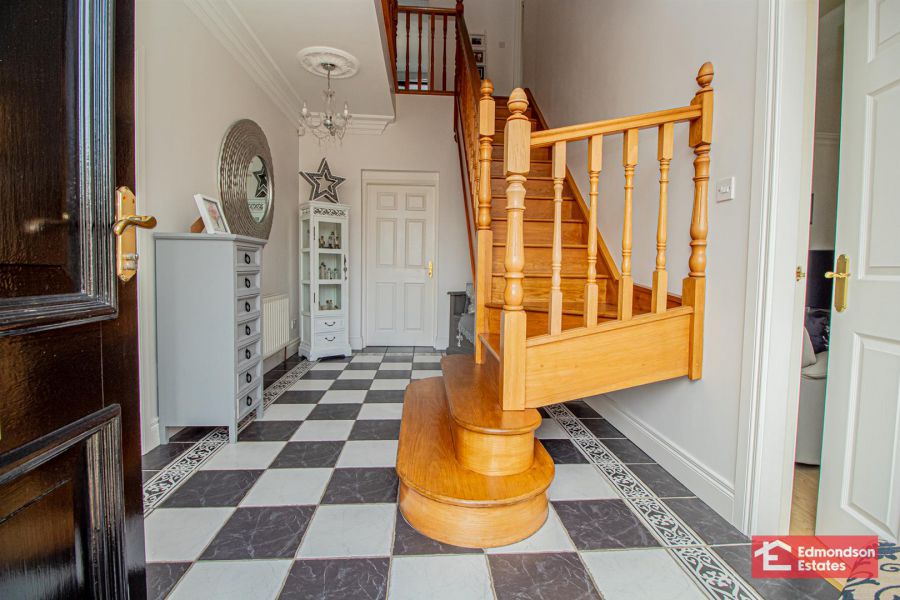 10 Three Trees Manor
