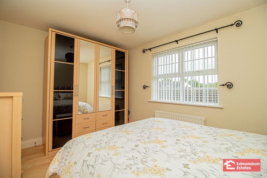 10 Three Trees Manor