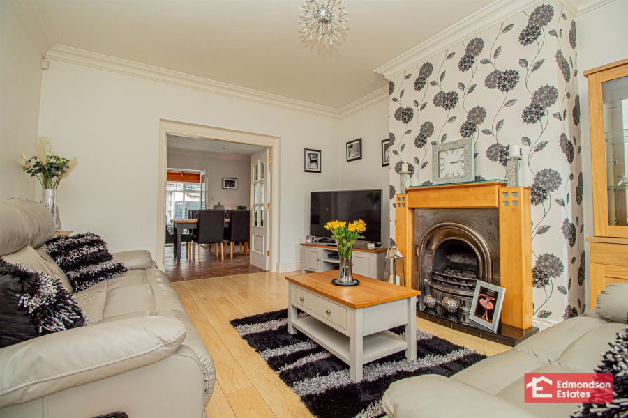 10 Three Trees Manor