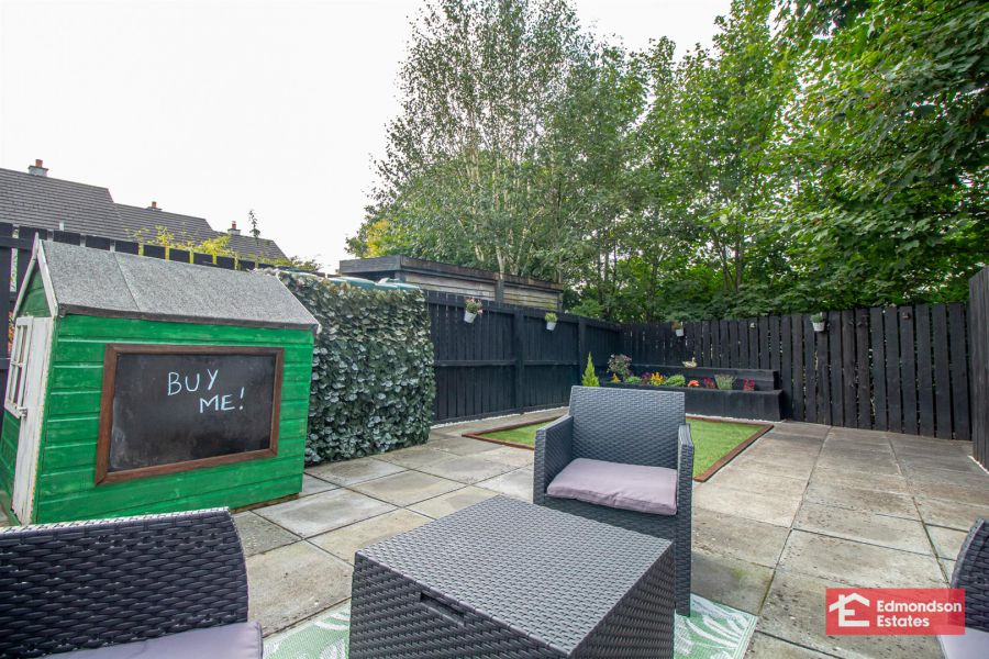 15 Glen Mews