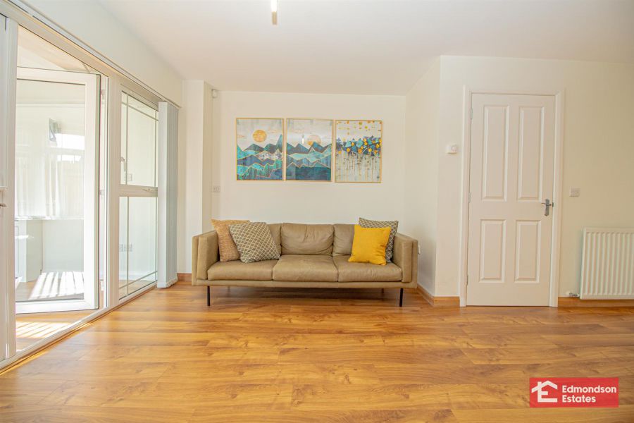 22 Sandymount Green