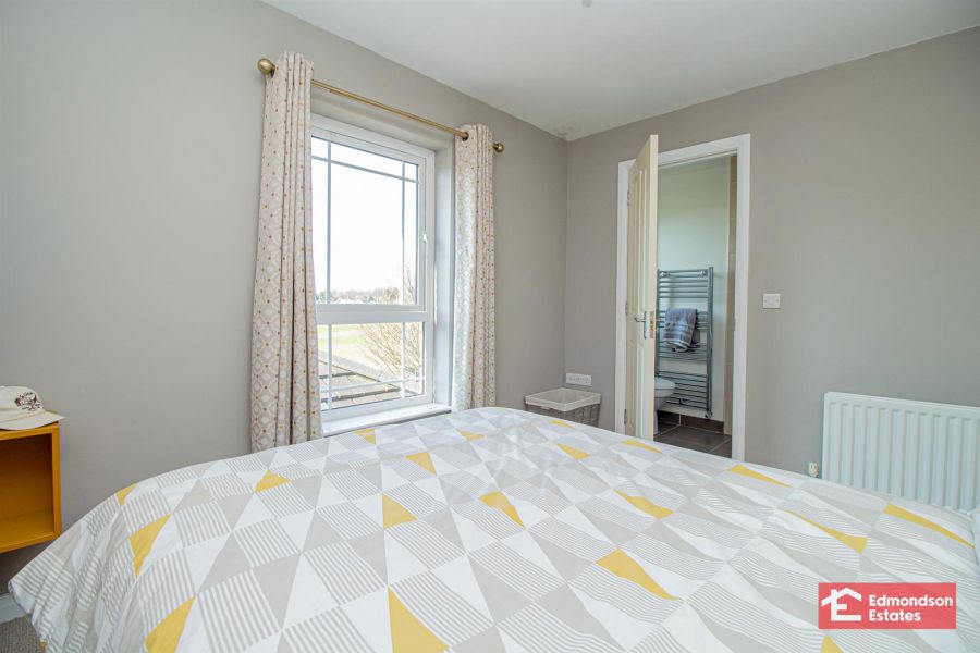 22 Sandymount Green