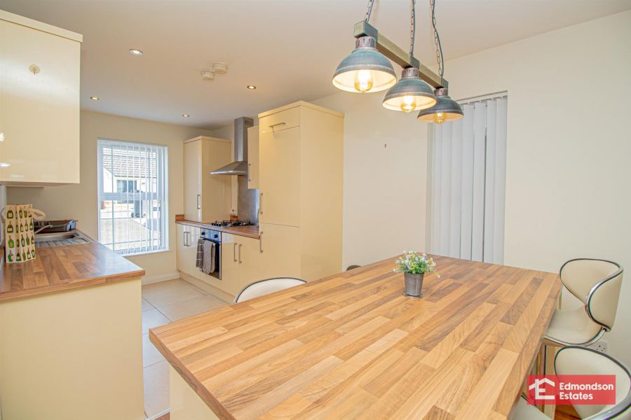 22 Sandymount Green
