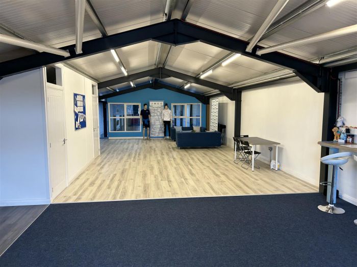 Unit 6 Woodhill Commercial Park