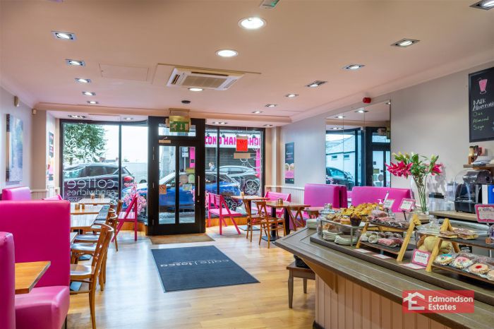 Caffe Tosca, 62 Ballymoney Street