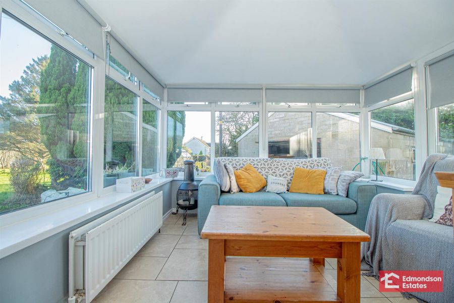 64 Glenhugh Road