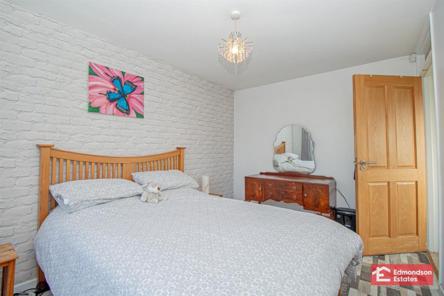 64 Glenhugh Road