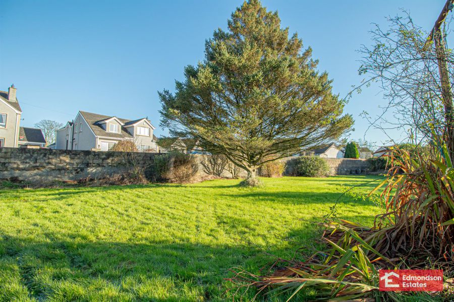 64 Glenhugh Road