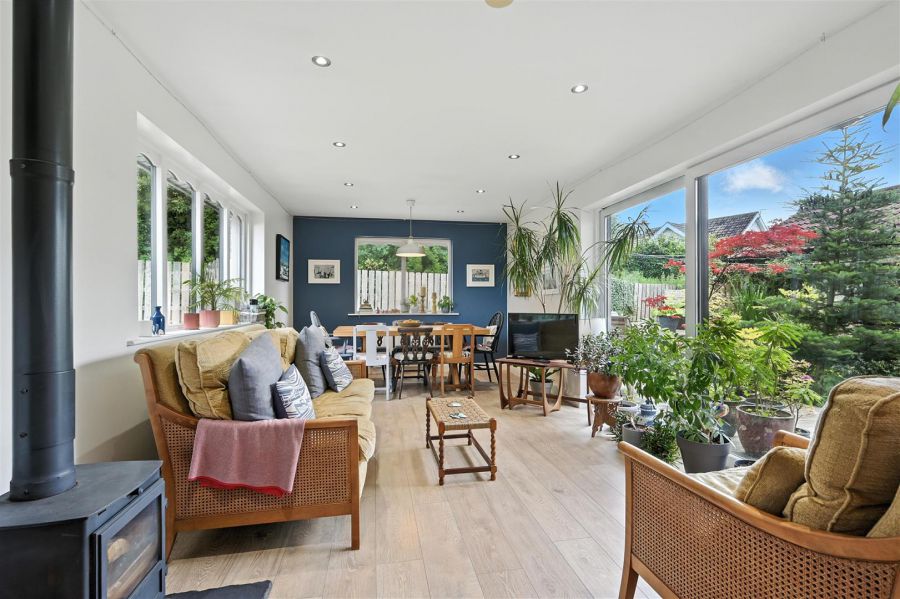 17 Markstown Close