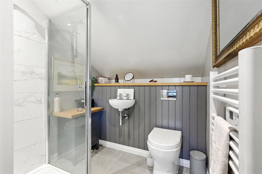 17 Markstown Close