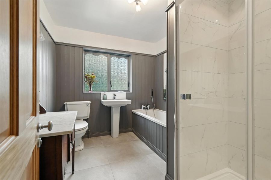 17 Markstown Close