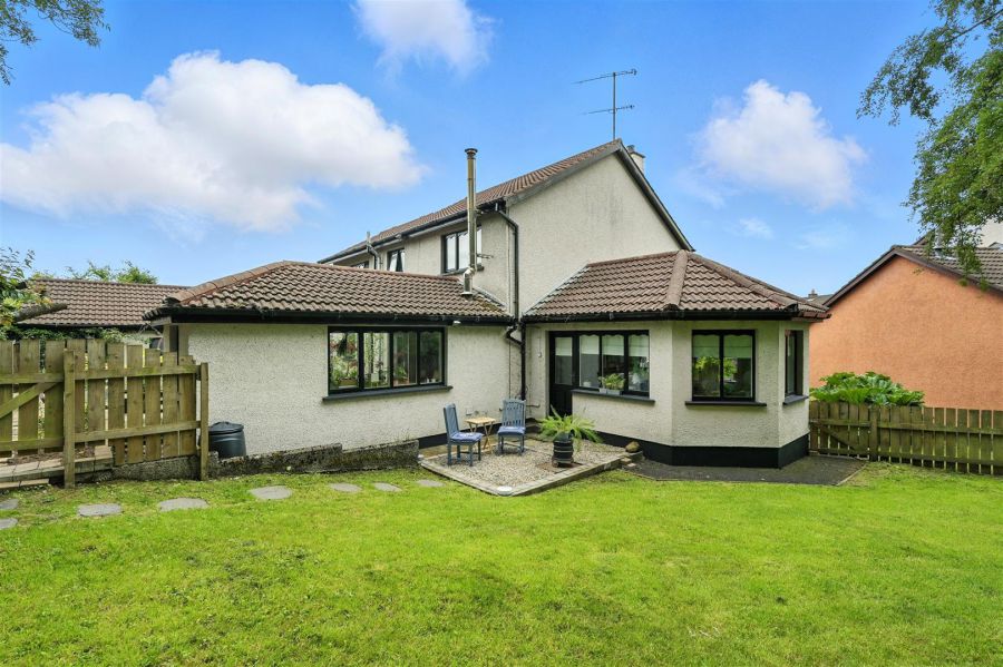 17 Markstown Close