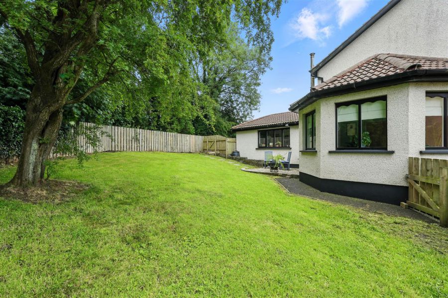 17 Markstown Close