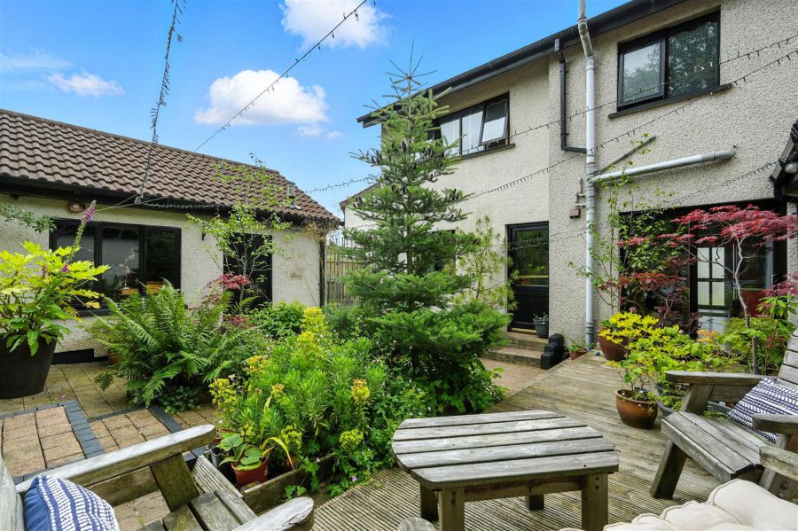 17 Markstown Close