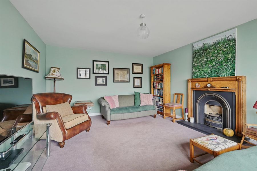 17 Markstown Close