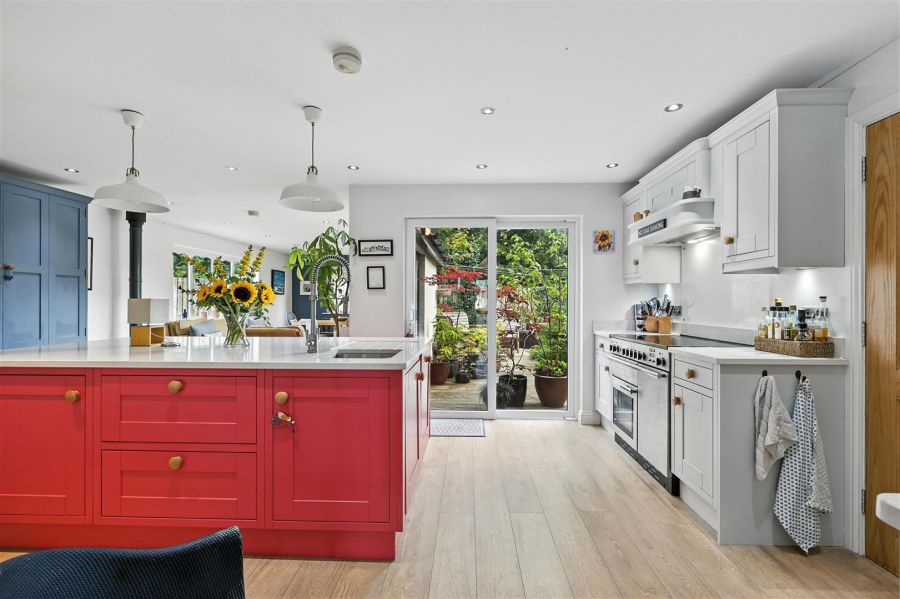17 Markstown Close