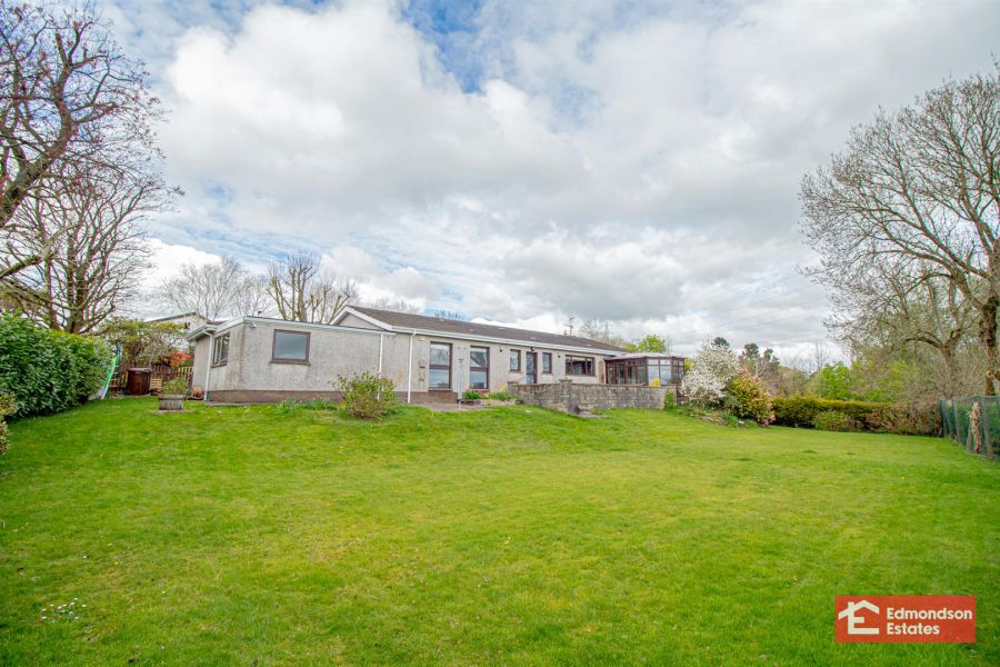 7 Ballyloughan Heights
