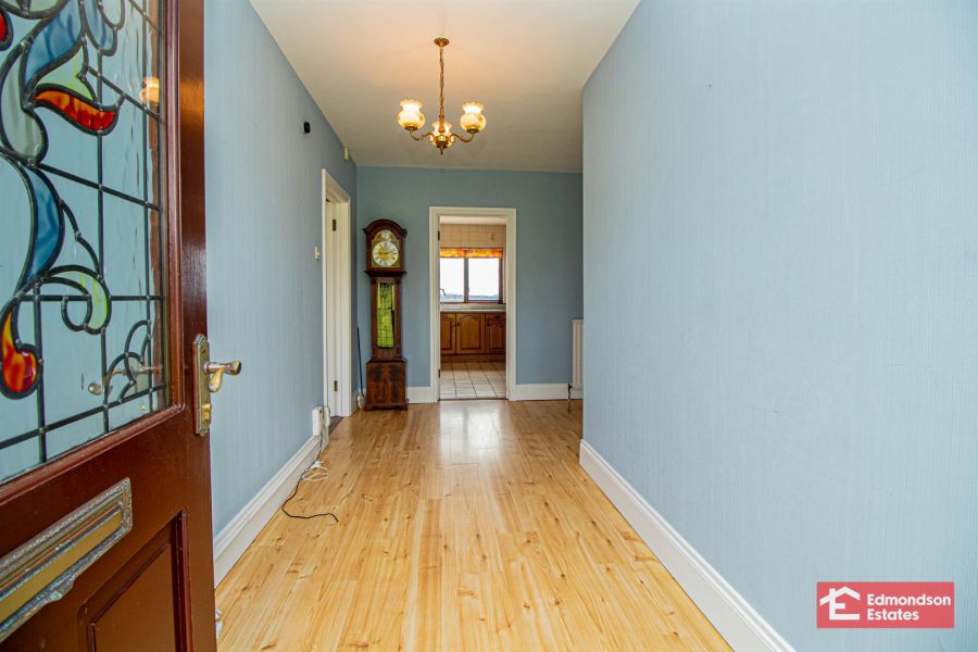 7 Ballyloughan Heights