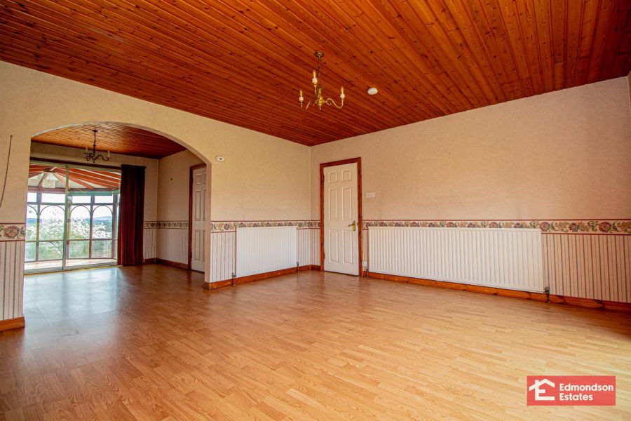 7 Ballyloughan Heights