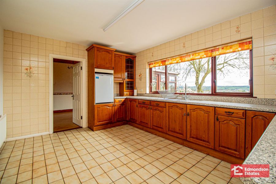 7 Ballyloughan Heights